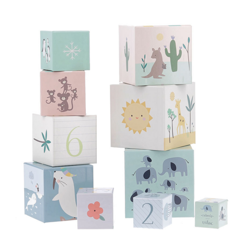 First discoveries - Animals nesting cubes - Sarah Betz