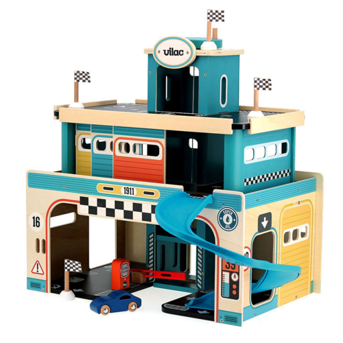 Garages and vehicles - Vintage Wooden Garage